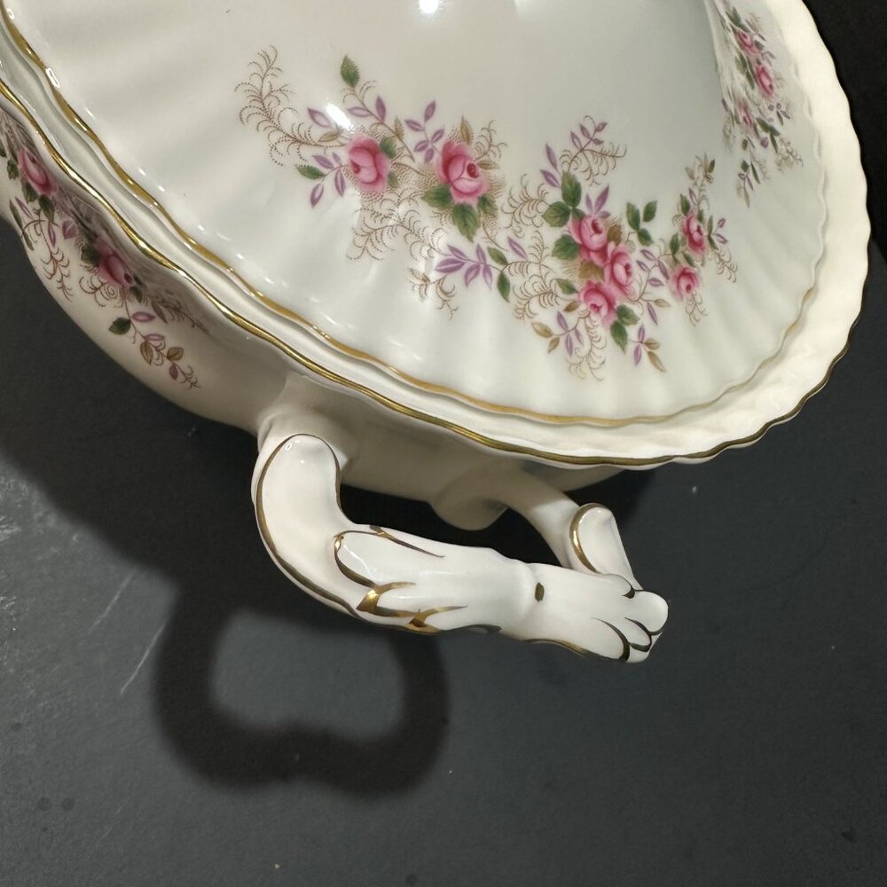 Vintage Royal Albert Lavender Rose Bone China Tureen w/ Lid 1961 Stamp Farmhouse - Picture 7 of 13